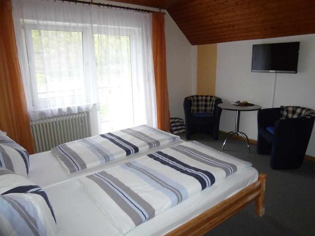 Wein- Und Gaestehaus St. Aldegundishof Sankt Aldegund Eksteriør billede