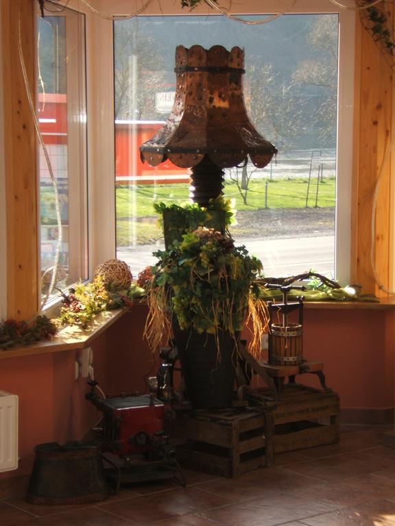Wein- Und Gaestehaus St. Aldegundishof Sankt Aldegund Eksteriør billede
