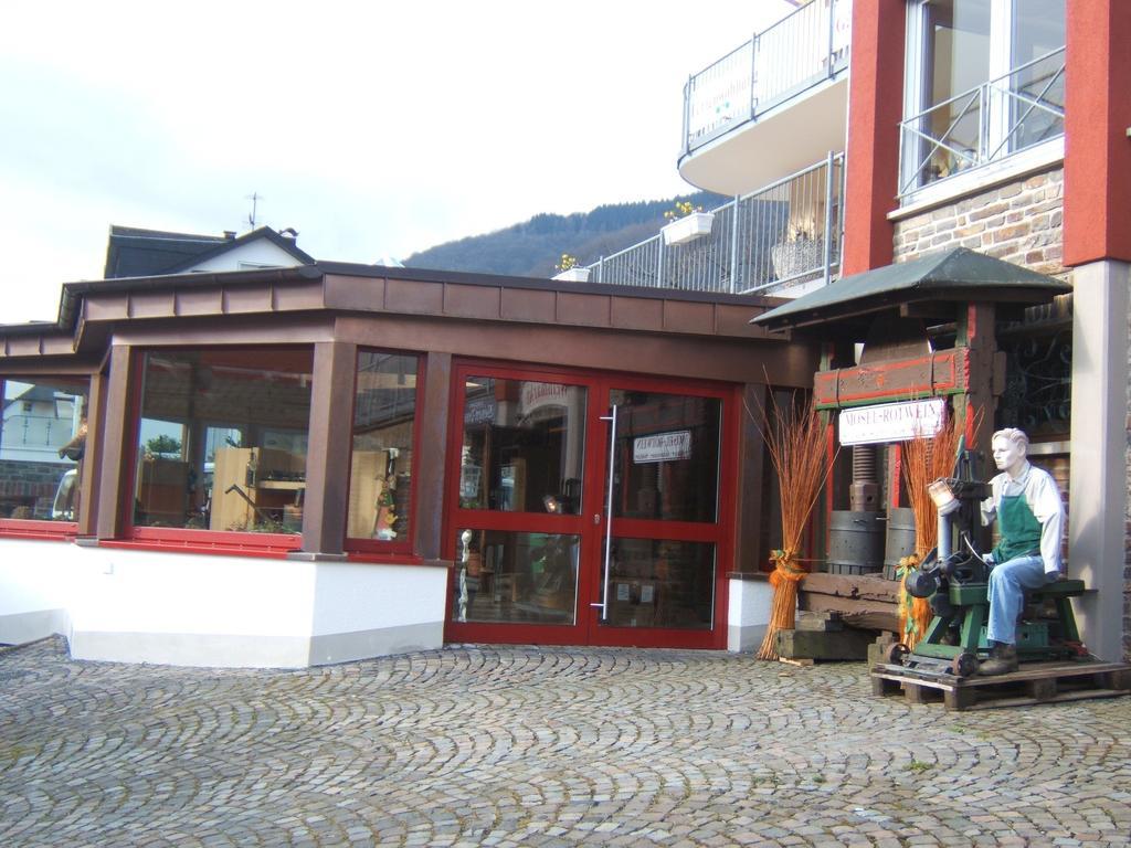 Wein- Und Gaestehaus St. Aldegundishof Sankt Aldegund Eksteriør billede