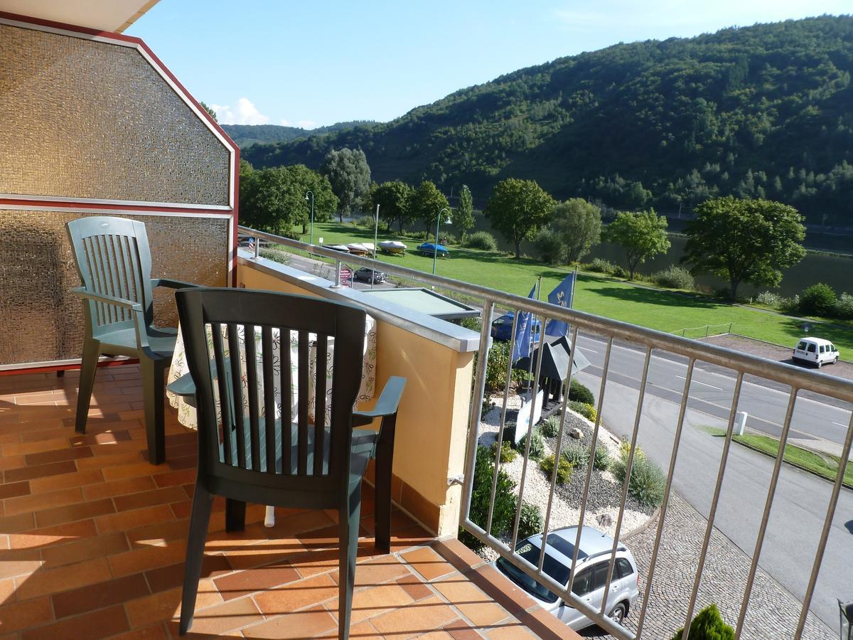 Wein- Und Gaestehaus St. Aldegundishof Sankt Aldegund Eksteriør billede